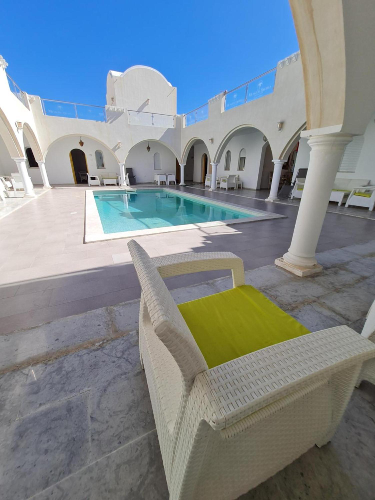 Musk De Djerba Suite Aziz Avec Piscine Temlale Exterior foto